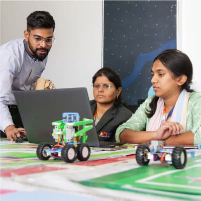 Teachers-Training-in-Arise-International